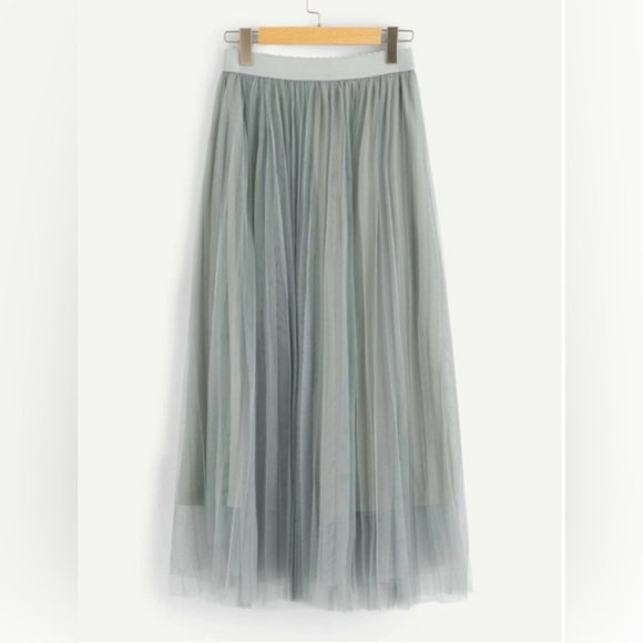 Light Grey Mesh Tulle Pleated Skirt - Picture 6 of 9